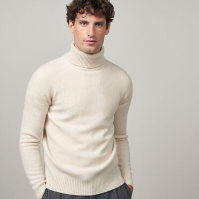 Hot Hartford Hartford Off White Merino Wool Seamless Roll Neck Cream